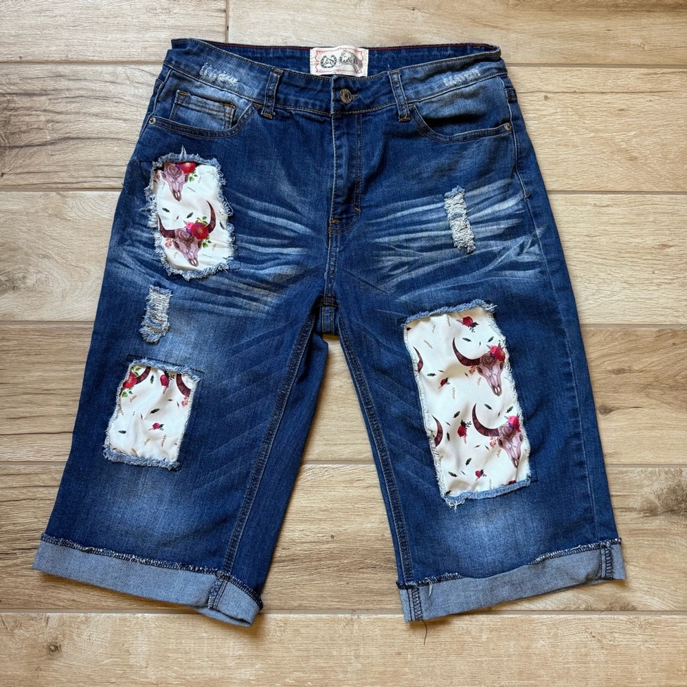 L&B Distressed Western Jean Shorts Size 12